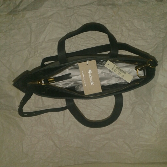 Madewell The Zip-top Crossbody - Picture 8 of 8